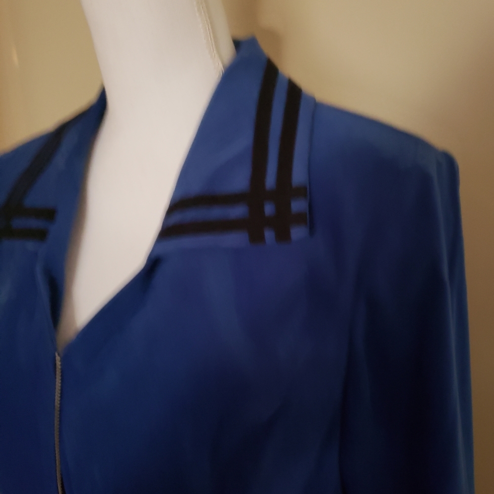 Scarlett jacket. - Picture 3 of 10